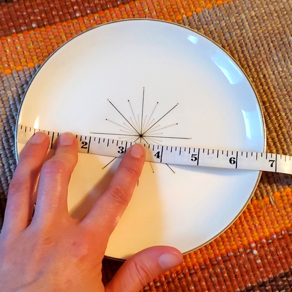 Vintage Homer Laughlin Modern star plate - Picture 3 of 7